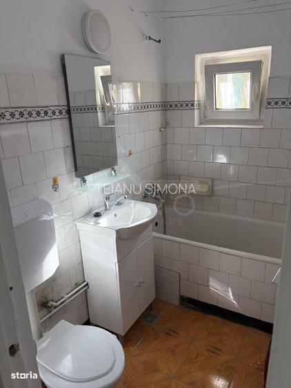 Vindem apartament 2 camere ultracentral