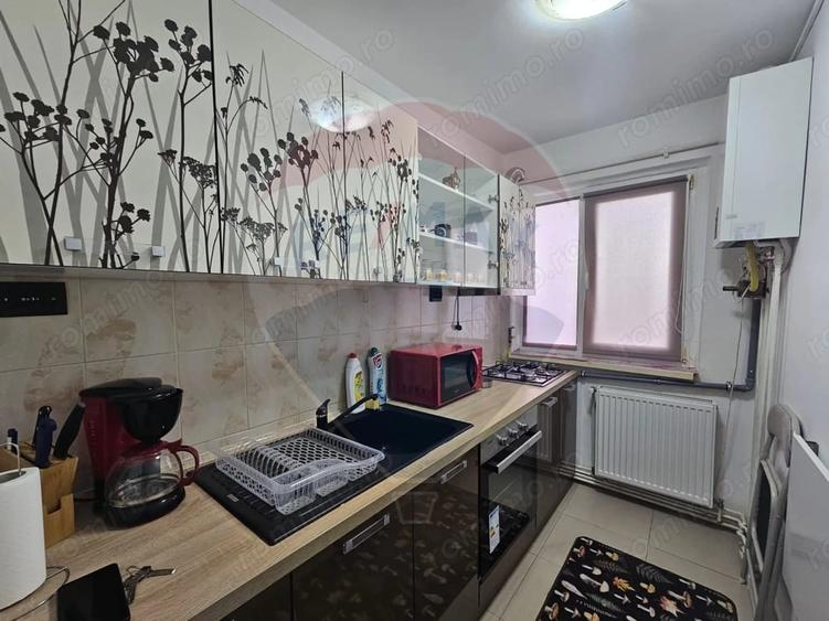 Apartament cu 2 camere nedecomandat în Central