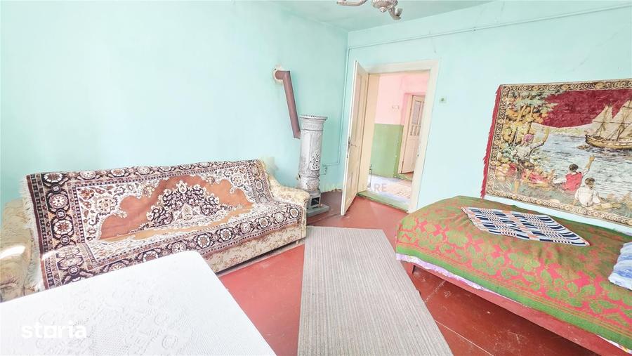 Casă cu 2 camere cu Teren 816 Mp în Dâmbul Rotund