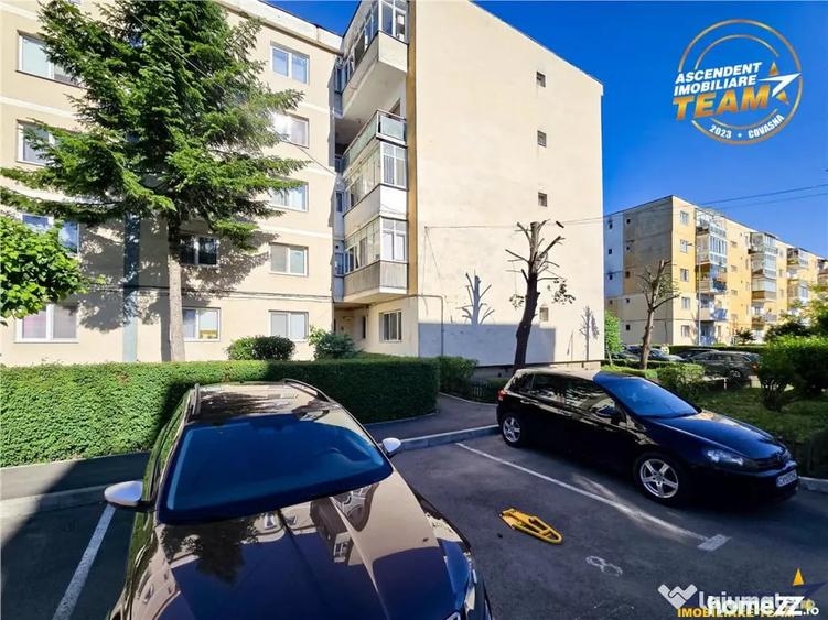 Apartament cu 4 camere decomandat în Central