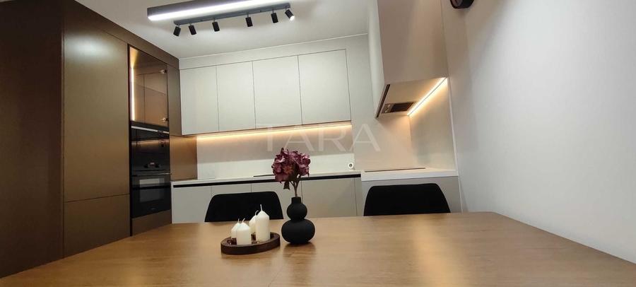 Apartament cu 2 camere semidecomandat, mobilat în Florești — fotografia 1