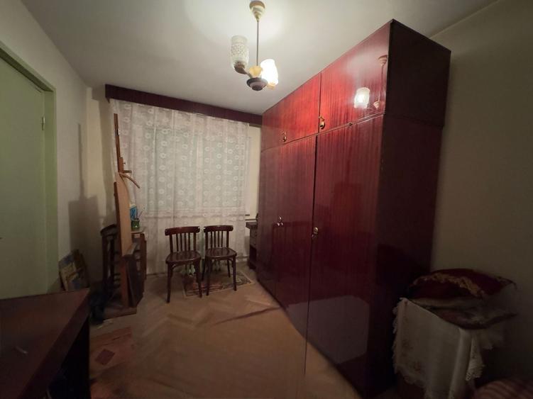Apartament cu 2 camere semidecomandat, mobilat în Tomis Nord