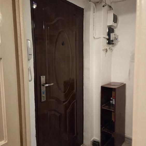 Apartament cu 2 camere semidecomandat în Floreasca