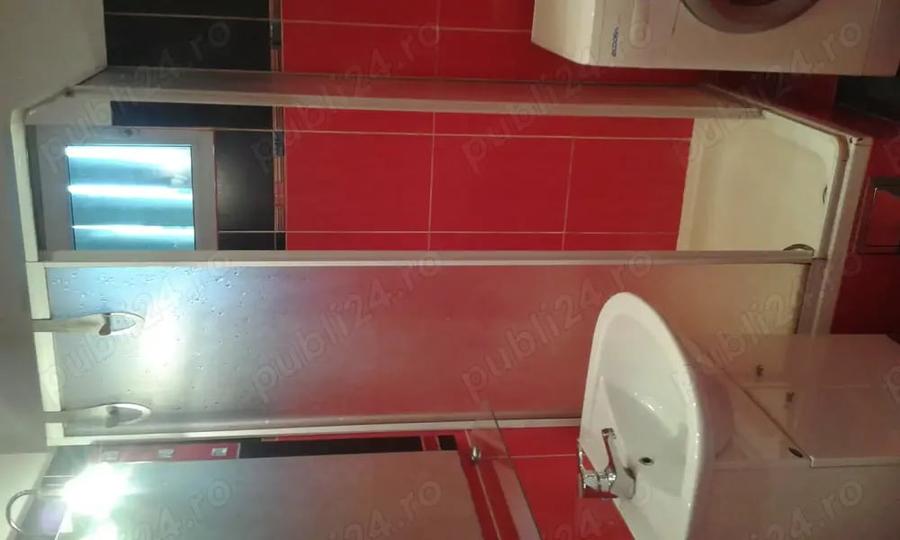 Apartament cu 2 camere semidecomandat în Ultracentral