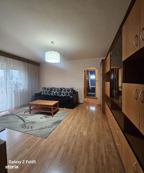 Apartament cu 2 camere de inchiriat str. Aleea Calinului - 8