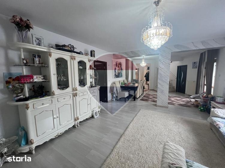 Casă cu 3 camere cu Teren 111 Mp în Tăbăcari