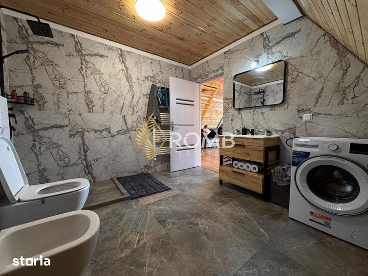 Casă cu 4 camere cu Teren 1000 Mp în Vale
