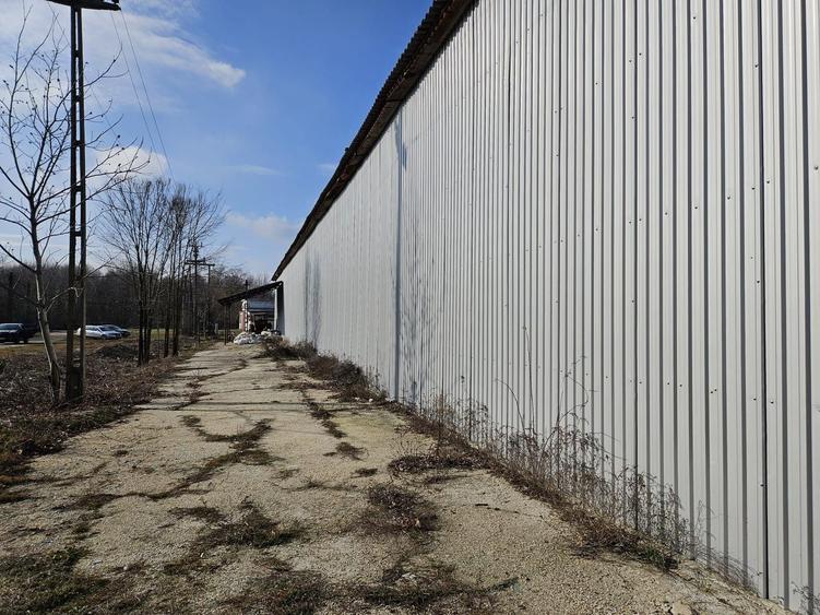 Spațiu industrial, de 3,400 mp, în Tătărăștii de Jos