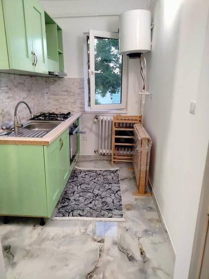 Apartament cu 2 camere circular în Podu Roș