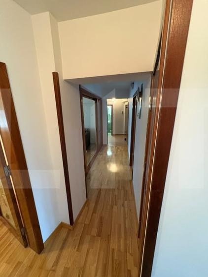 Apartament cu 4 camere decomandat, mobilat în Sud-Vest