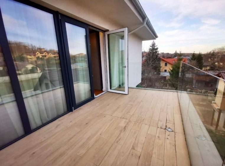 Casă individuală cu 4 camere cu Teren 360 Mp în Bucium