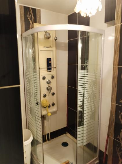 Apartament cu 4 camere decomandat în Brăilei
