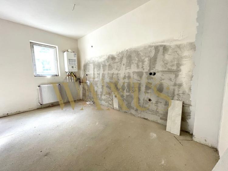 Apartament cu 3 camere semidecomandat în Florești — fotografia 2