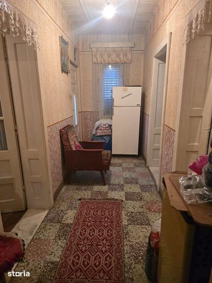Casă cu 3 camere cu Teren 4800 Mp în Botiz