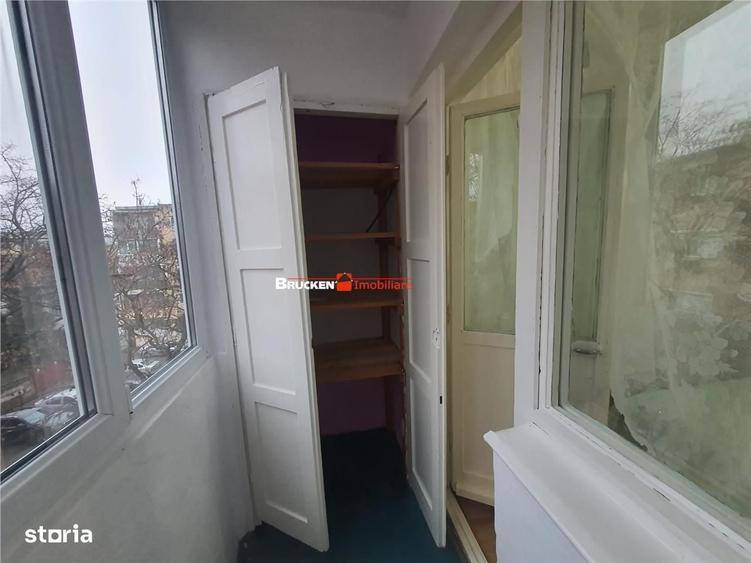 Apartament cu 3 camere nedecomandat în Central