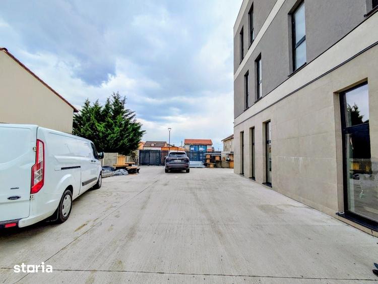 Spațiu comercial, de 108 mp, în Soarelui