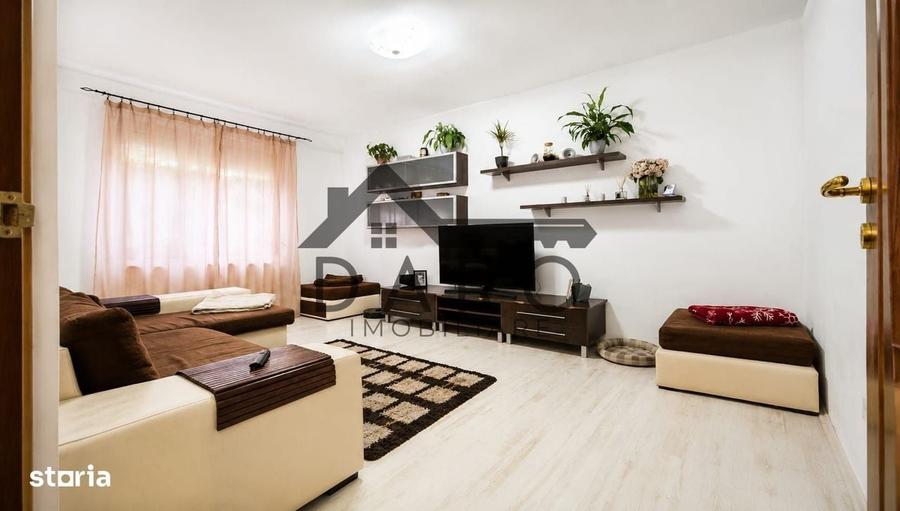 Apartament cu 3 camere decomandat în Tudor