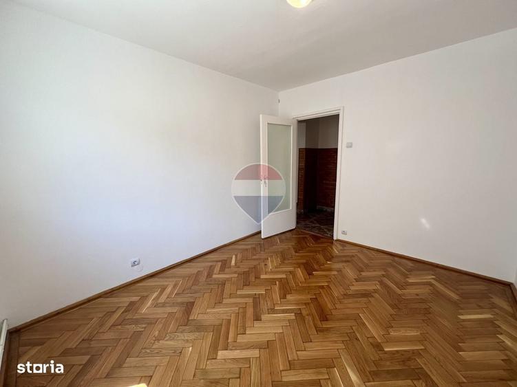 Apartament decomandat 3 camere spatios si luminos I Vasile Aron - 1