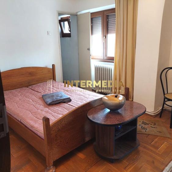 Apartament 3 camere decomandat Cetate 2 bai utilat si mobilat complet - 9