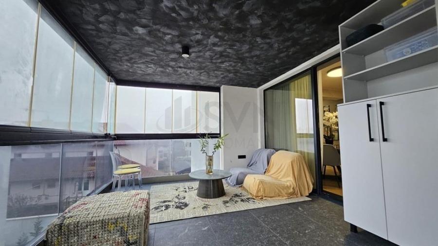 Apartament cu 4 camere decomandat, mobilat în Iancu Nicolae