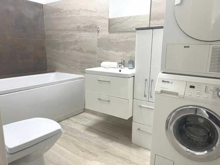 Apartament cu 3 camere decomandat în Calea Urseni