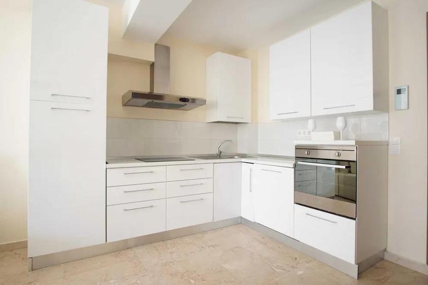 Apartament cu 2 camere decomandat, mobilat în Copou