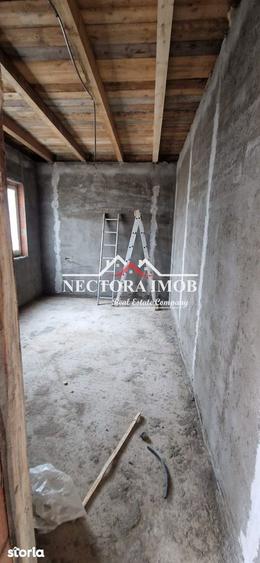 Casă cu 4 camere cu Teren 500 Mp în Sântandrei