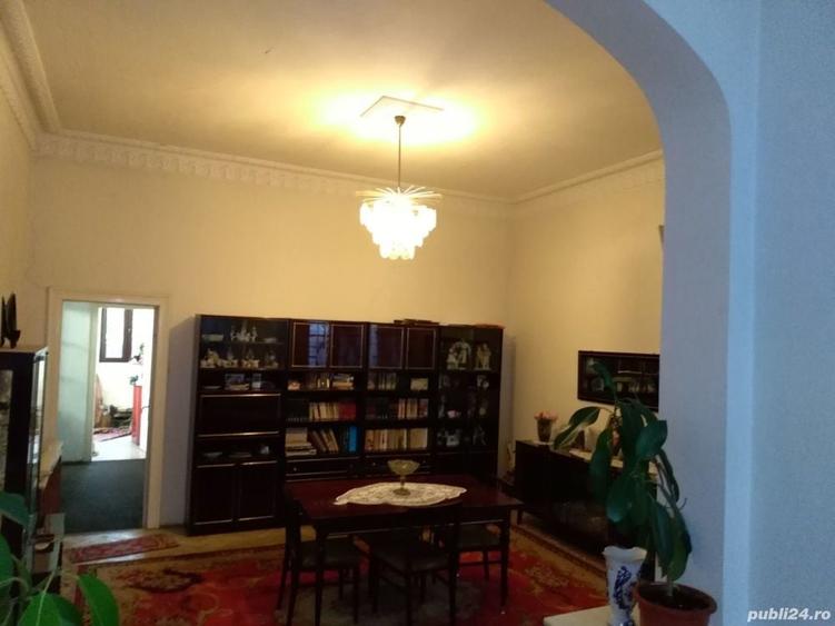 Spațiu comercial, de 150 mp, în Central