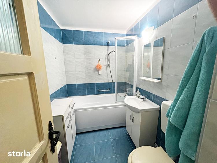Apartament cu 6 camere decomandat în Calea Aradului