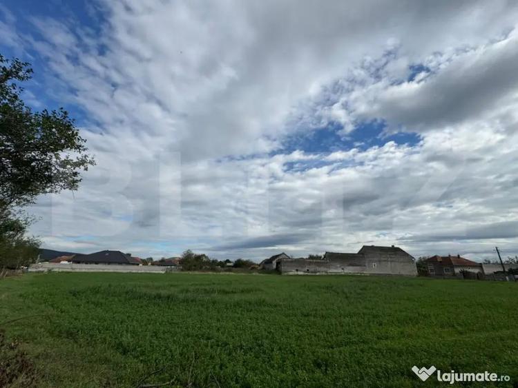 Teren de 1540 mp, în Central