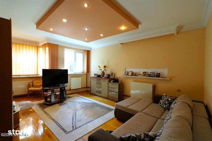 Casă cu 4 camere cu Teren 249 Mp în Ovidiu