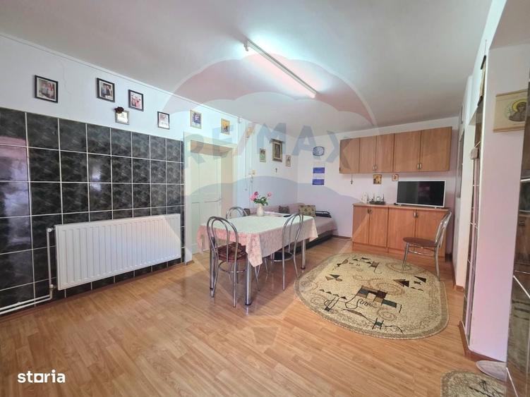 Casă cu 3 camere cu Teren 367 Mp în Central