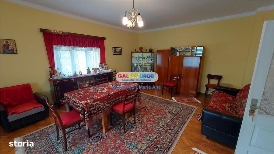 Casă cu 4 camere în Ultracentral