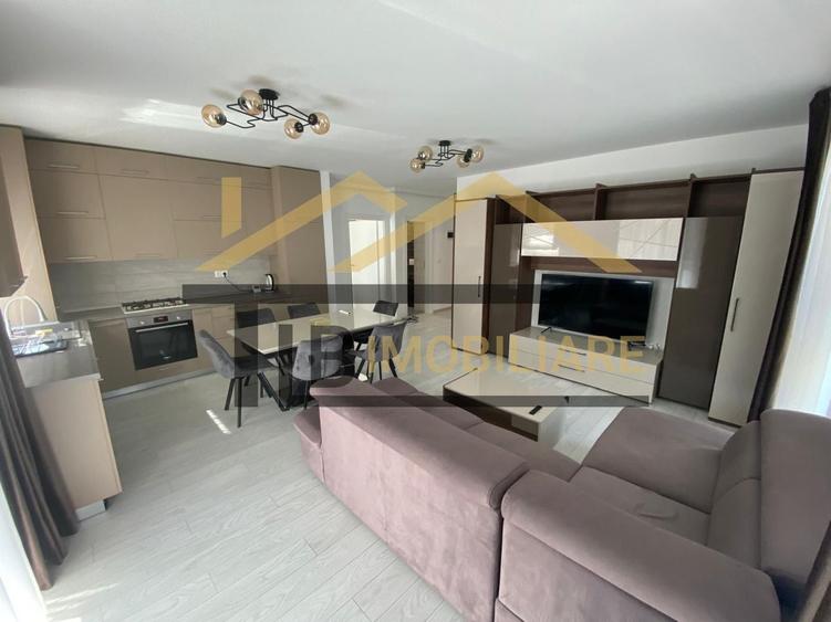 Apartament cu 3 camere semidecomandat în Libertății