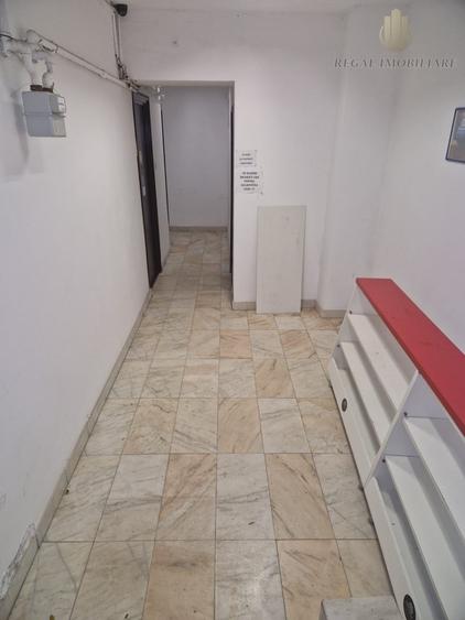 Birou, de 8 mp, în Romană