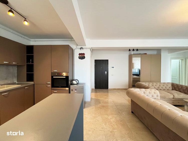 Apartament cu 3 camere, mobilat în Palazu Mare