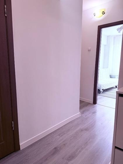 Apartament cu 3 camere decomandat, mobilat în Drumul Taberei