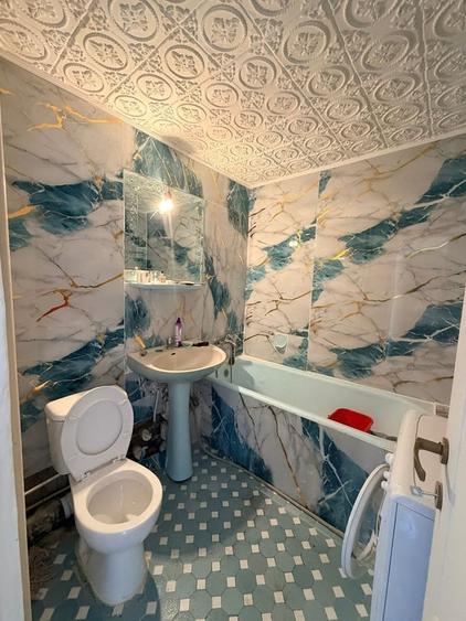 Apartament cu 3 camere decomandat în Basarabia