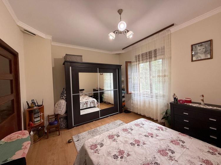 Apartament cu 3 camere decomandat, mobilat în Șagului