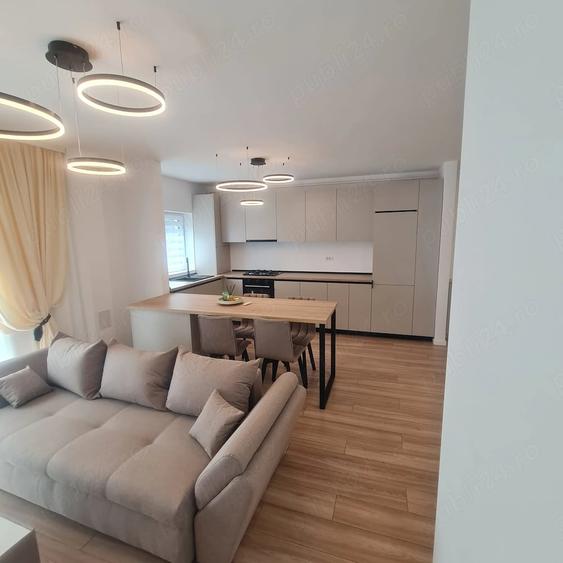 Apartament cu 2 camere semidecomandat în Central