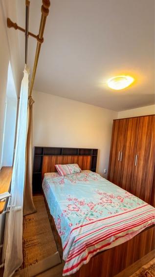 Casă cu 3 camere cu Teren 500 Mp în Central