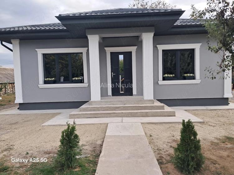 Casă cu Teren 1267 Mp în Milcovățu
