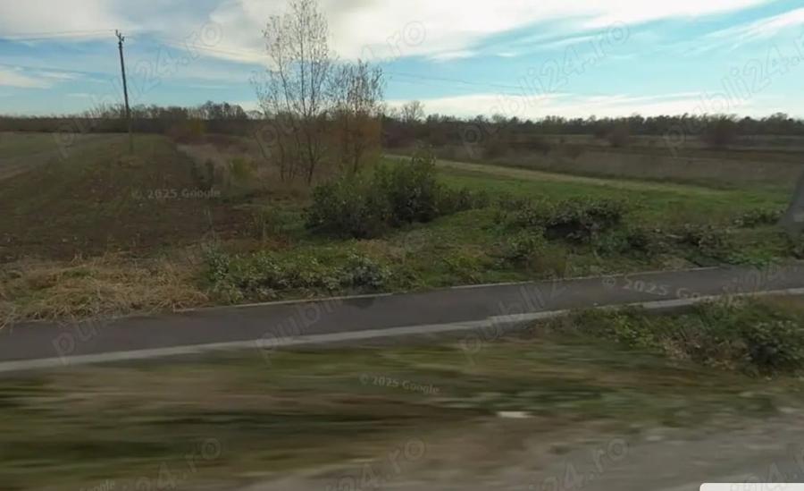 Teren de 3000 mp, în Valea
