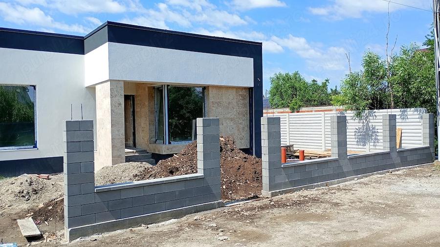 Casă cu 4 camere cu Teren 455 Mp în Berceni