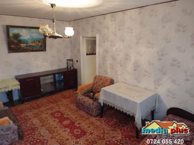 Apartament cu 2 camere semidecomandat în Central