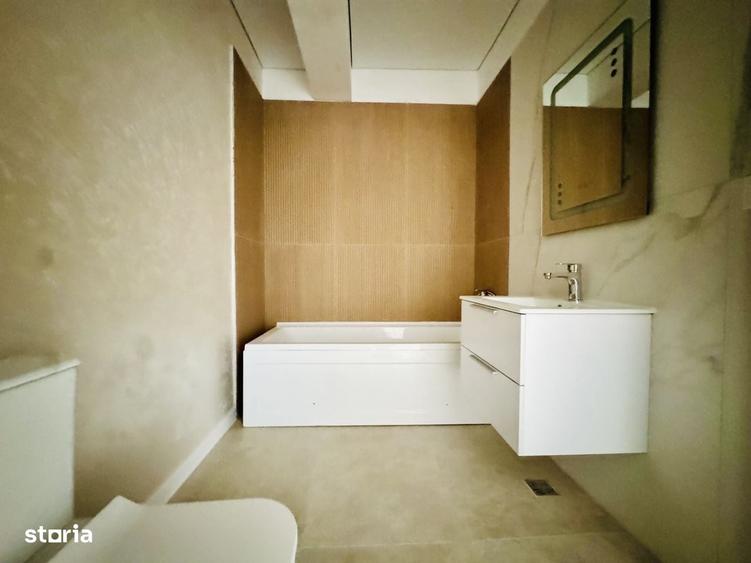 Apartament cu 6 camere decomandat în Bucium