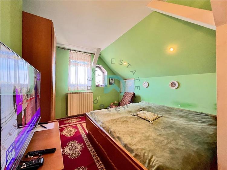 Casă cu 5 camere cu Teren 1700 Mp în Turnișor