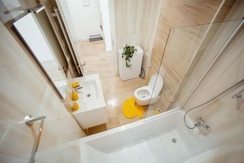 Apartament cu 2 camere semidecomandat în Giroc