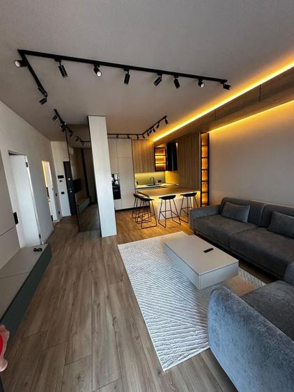 Apartament cu 2 camere decomandat în Exterior Vest