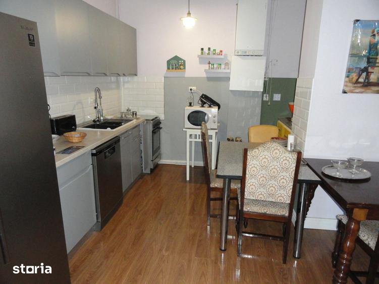 Casă cu 4 camere cu Teren 313 Mp în Central